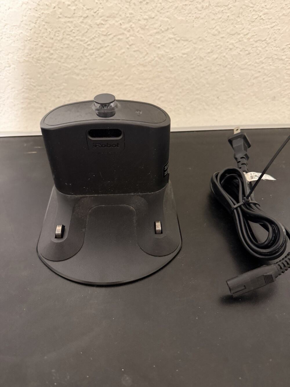 iRobot Roomba Charger Model 17070 Integrated Charging Dock Home Base and Cord